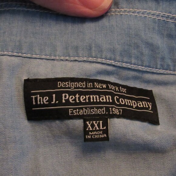 J. Peterman Blue Button Down Size XXL 100% Cotton Dual-Pocket EUC - Picture 6 of 8